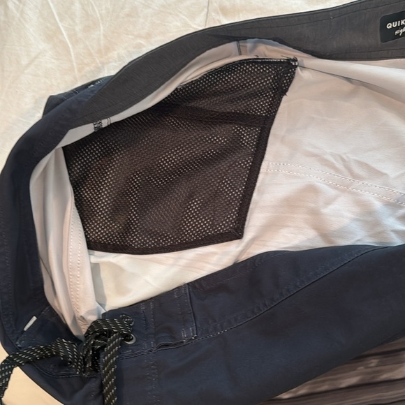 Quicksilver 🔥last chance 🔥⭐️green gray black board shorts - Picture 6 of 7